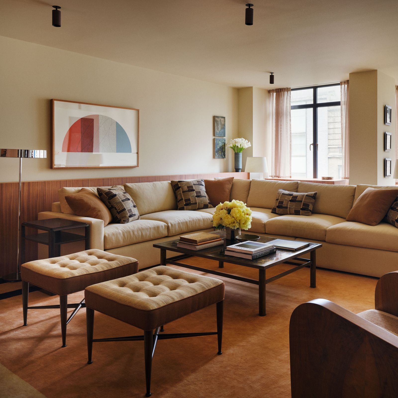 This 1930s International Style Apartment Was Never Meant to Feel Cozy&-Until Now