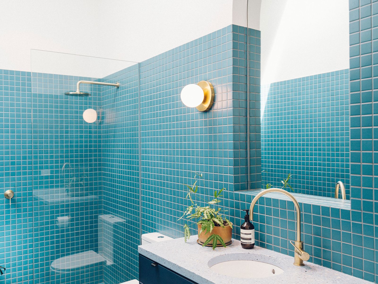 70 Refreshing Bathroom Ideas for a Dreamy, Steamy Sanctuary